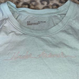 Teal under armor shirt